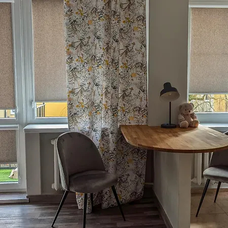 Velvet Trojdena Varşova