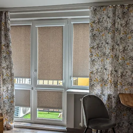Velvet Trojdena 60 Metrow Do Szpitala Akademii Medycznej * Varsavia